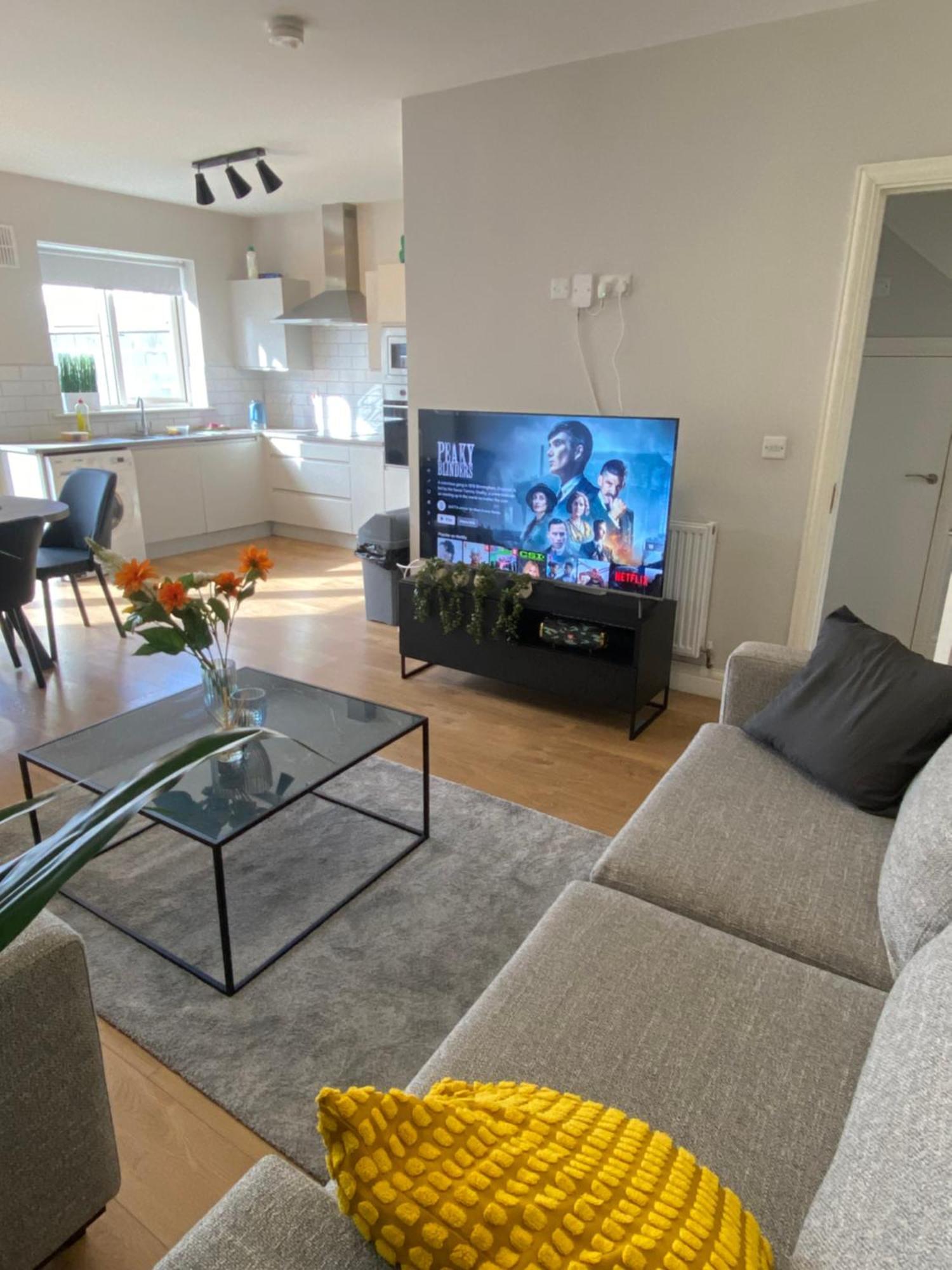 דבלין Extra Large Room In New House At Citywest מראה חיצוני תמונה