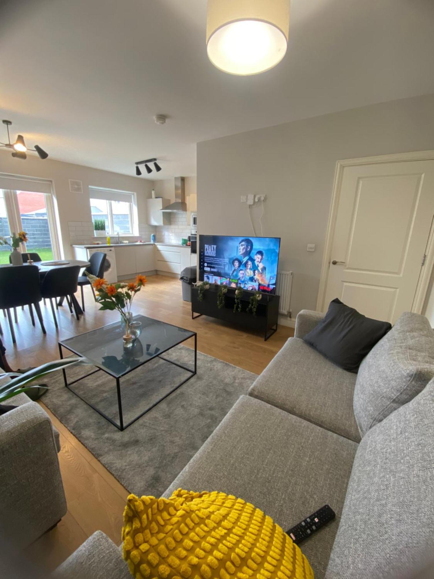 דבלין Extra Large Room In New House At Citywest מראה חיצוני תמונה